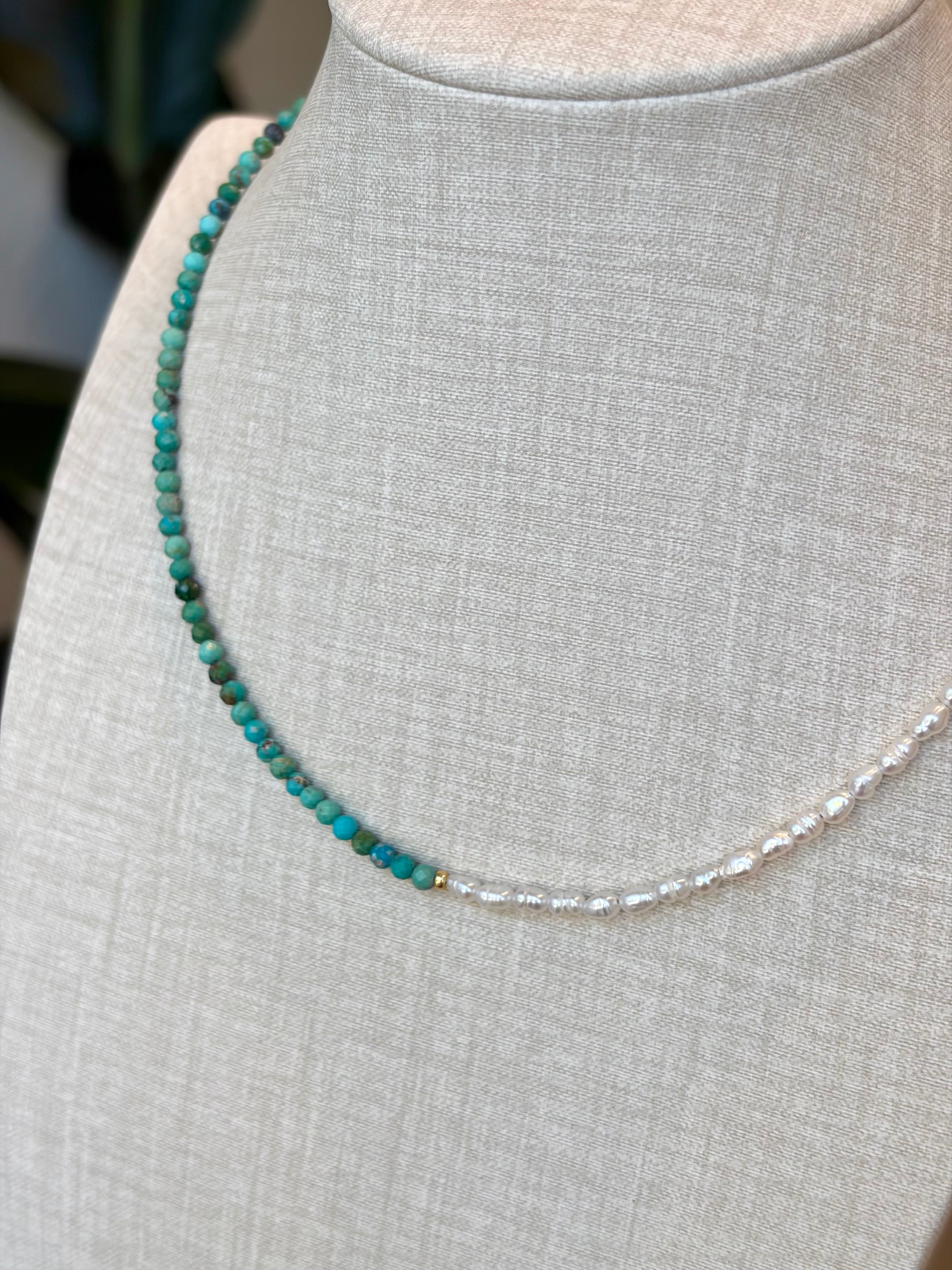 Collier en turquoise & perles d'eau douce