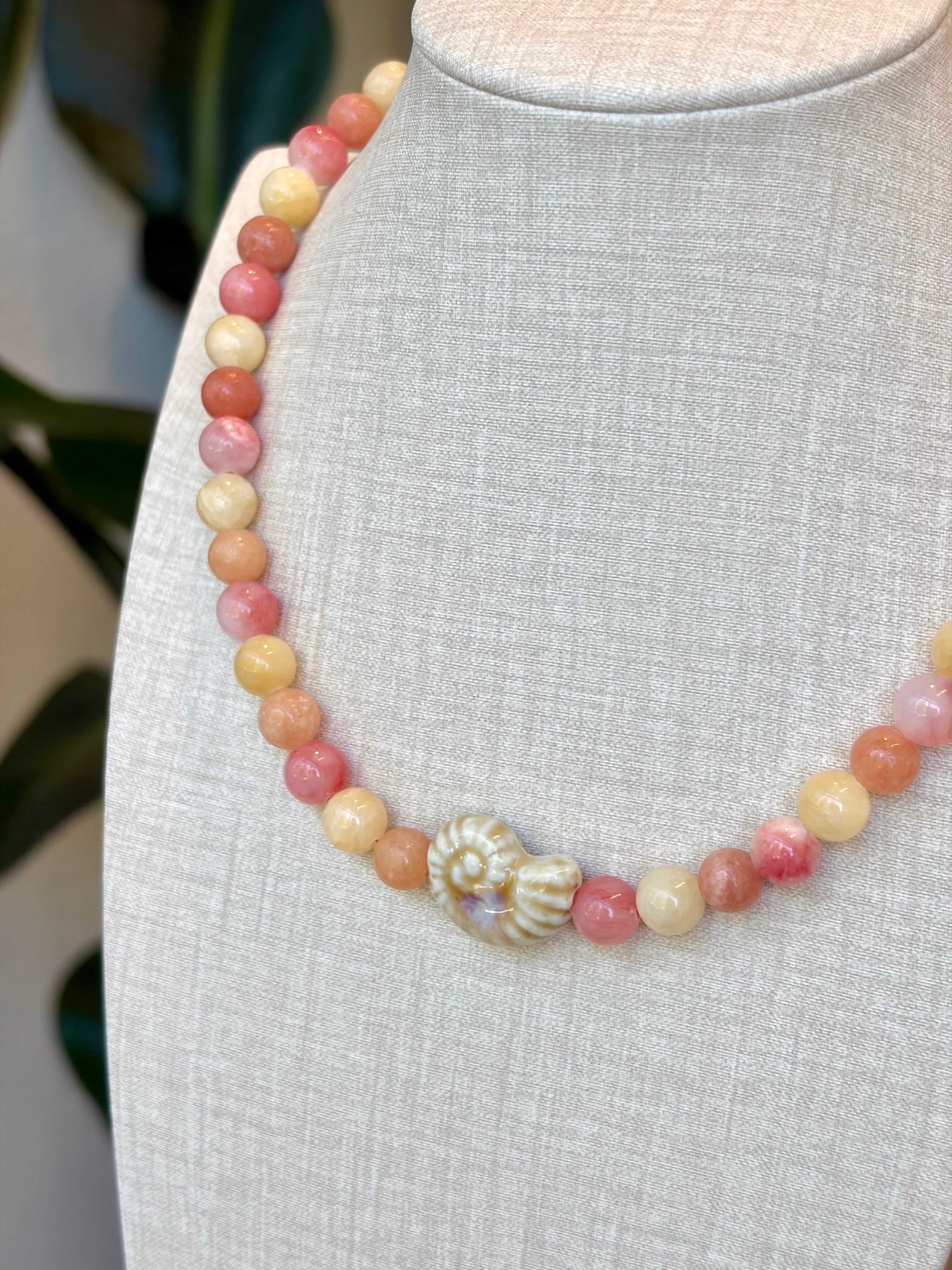 Collier en calcite orange, jade jaune & jade rose